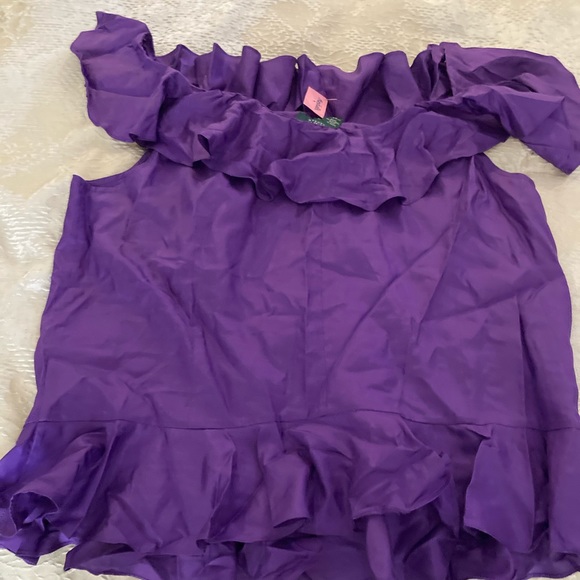 Top - Picture 2 of 2